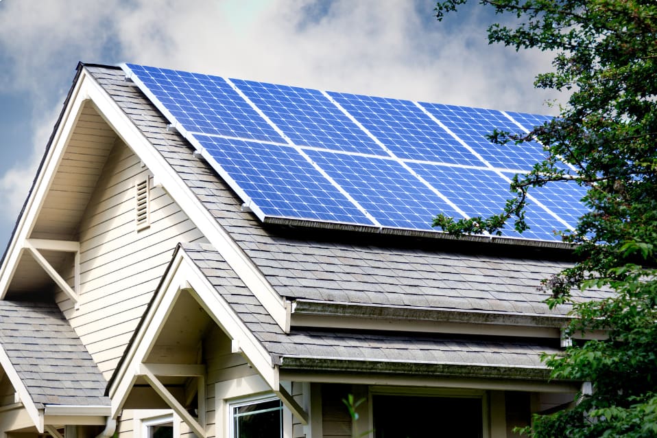 You are currently viewing The Pros and Cons of Solar Energy